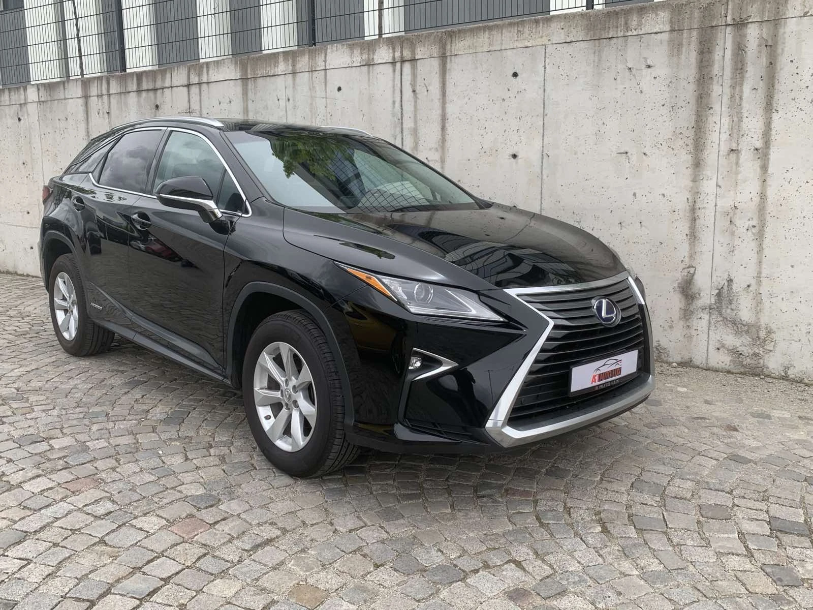 Lexus RX 450h AUTO/4x4/TV/NAVI/EURO 6 .TOP!!! - изображение 2