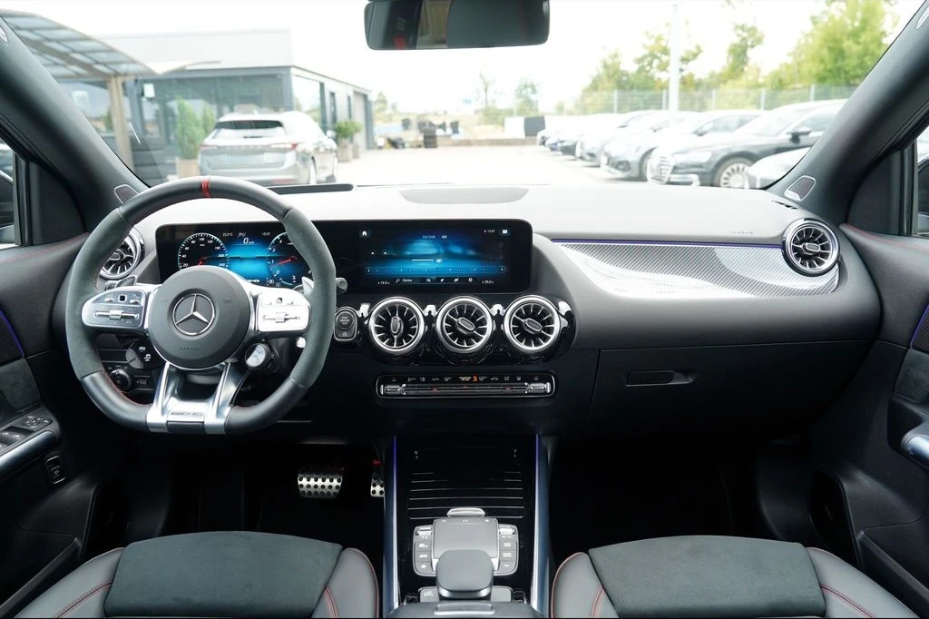 Mercedes-Benz GLA 35 AMG 4Matic - изображение 9