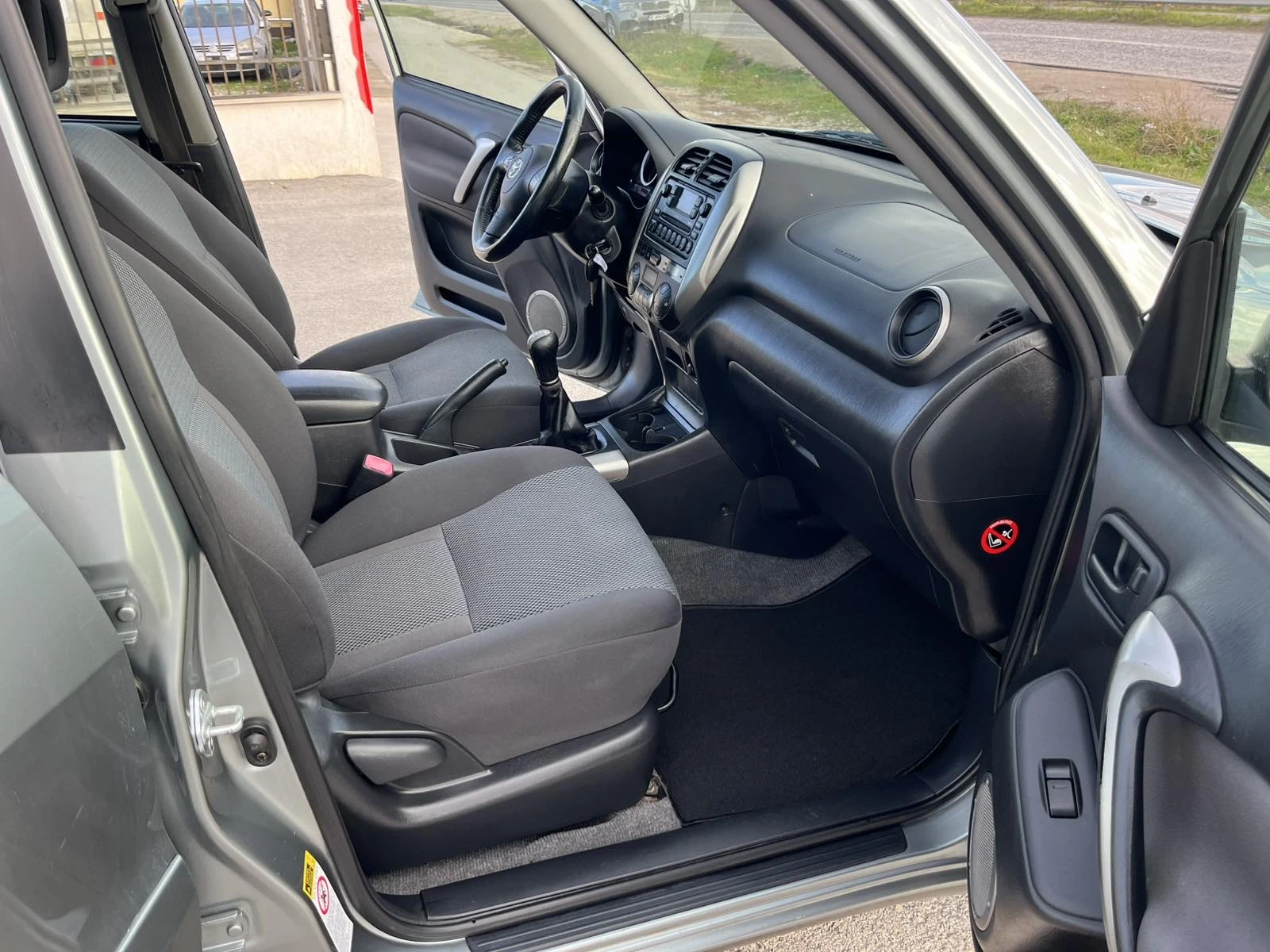 Toyota Rav4 FACE 2.0D4D 116 44   | Mobile.bg   11