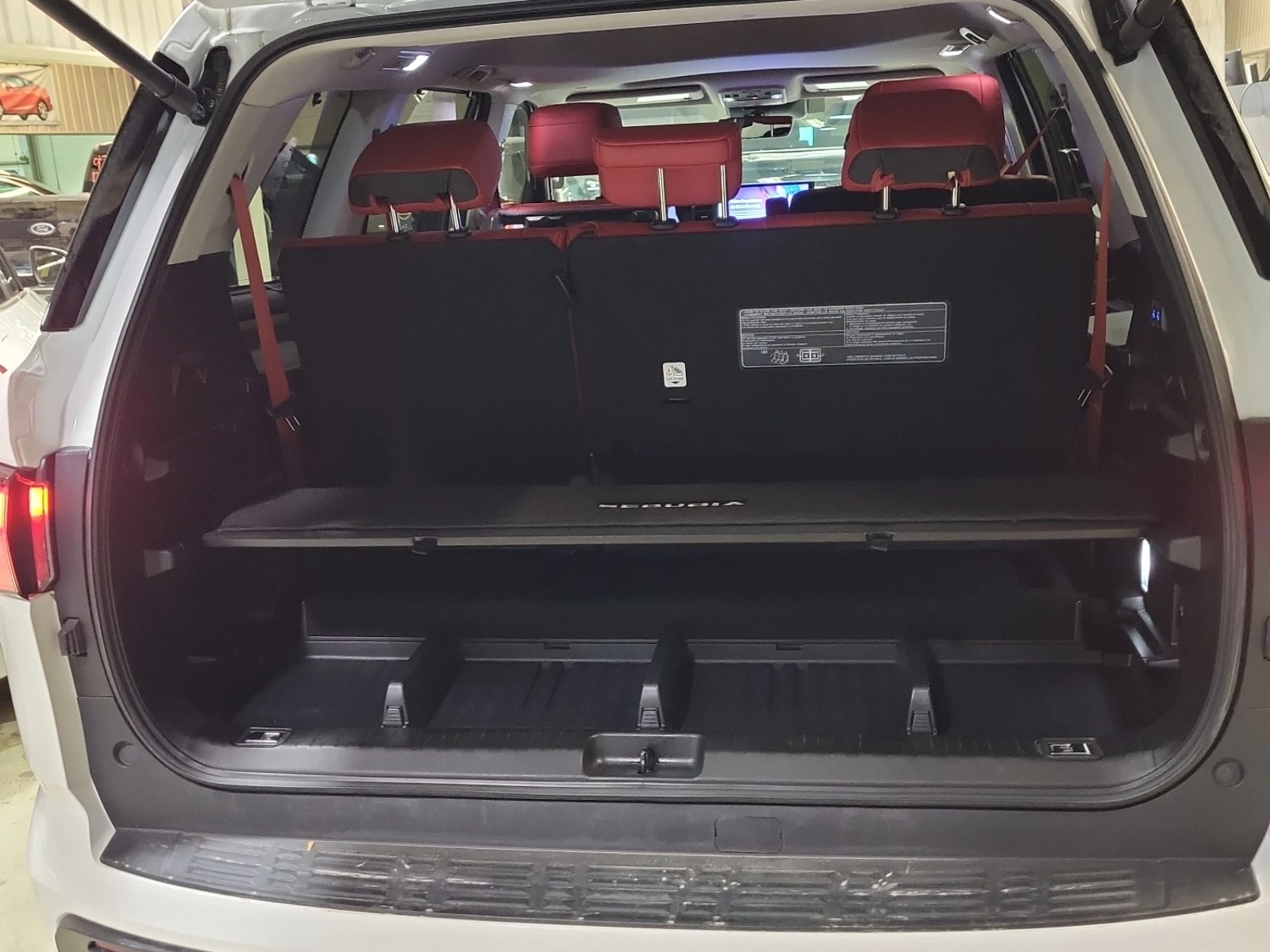 Toyota Sequoia TRD OFF ROAD * * CARFAX * * ���� ������ * *  | Mobile.bg � ����������� 11