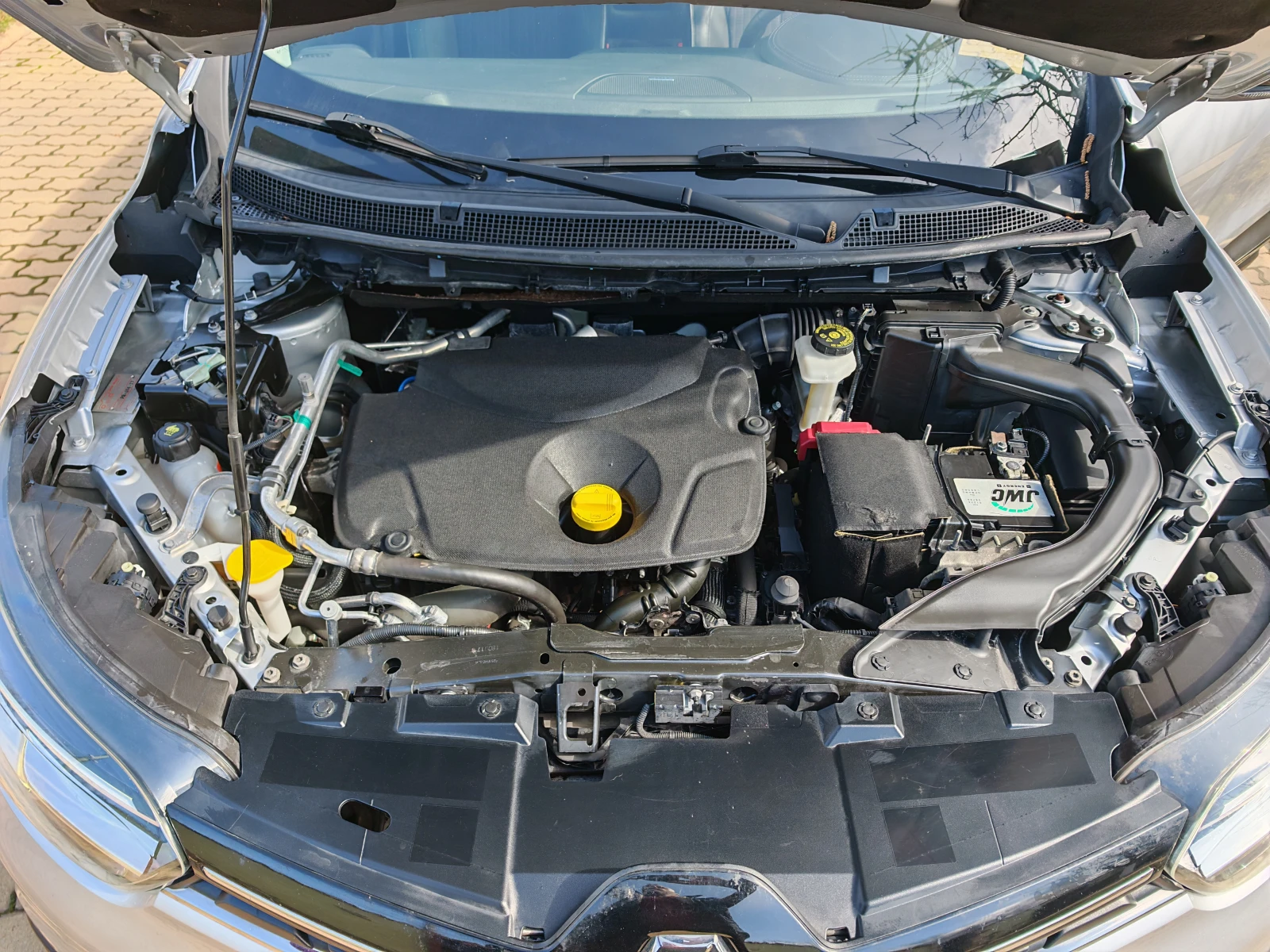 Renault Kadjar 1.5DCI-АВТОМАТ-КОЖА-НАВИГАЦИЯ-КАМЕРА-BOSE EDITION, снимка 14 - Автомобили и джипове - 53976552