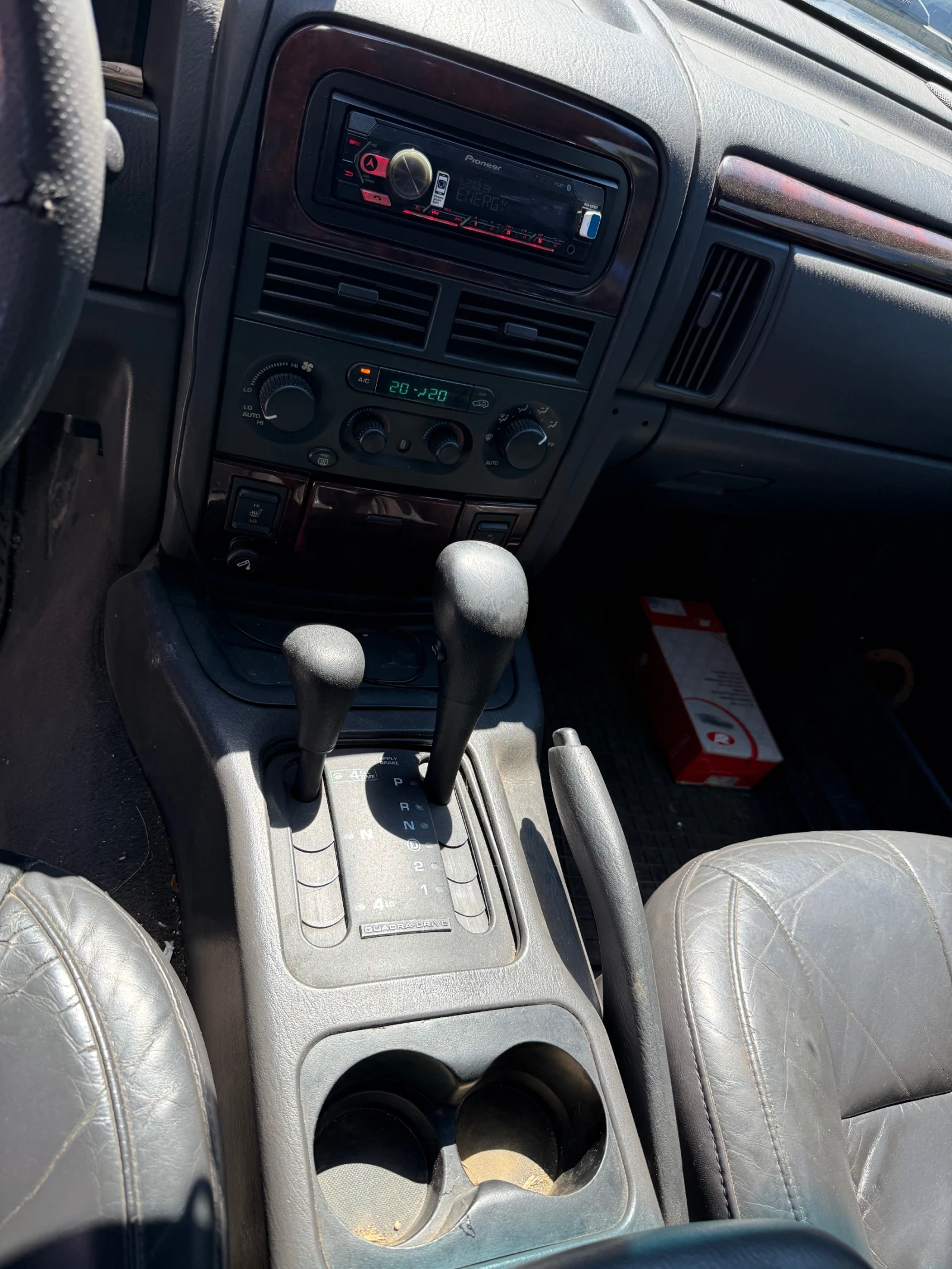 Jeep Grand cherokee V8 4, 7 WJ, снимка 9 - Автомобили и джипове - 55751419