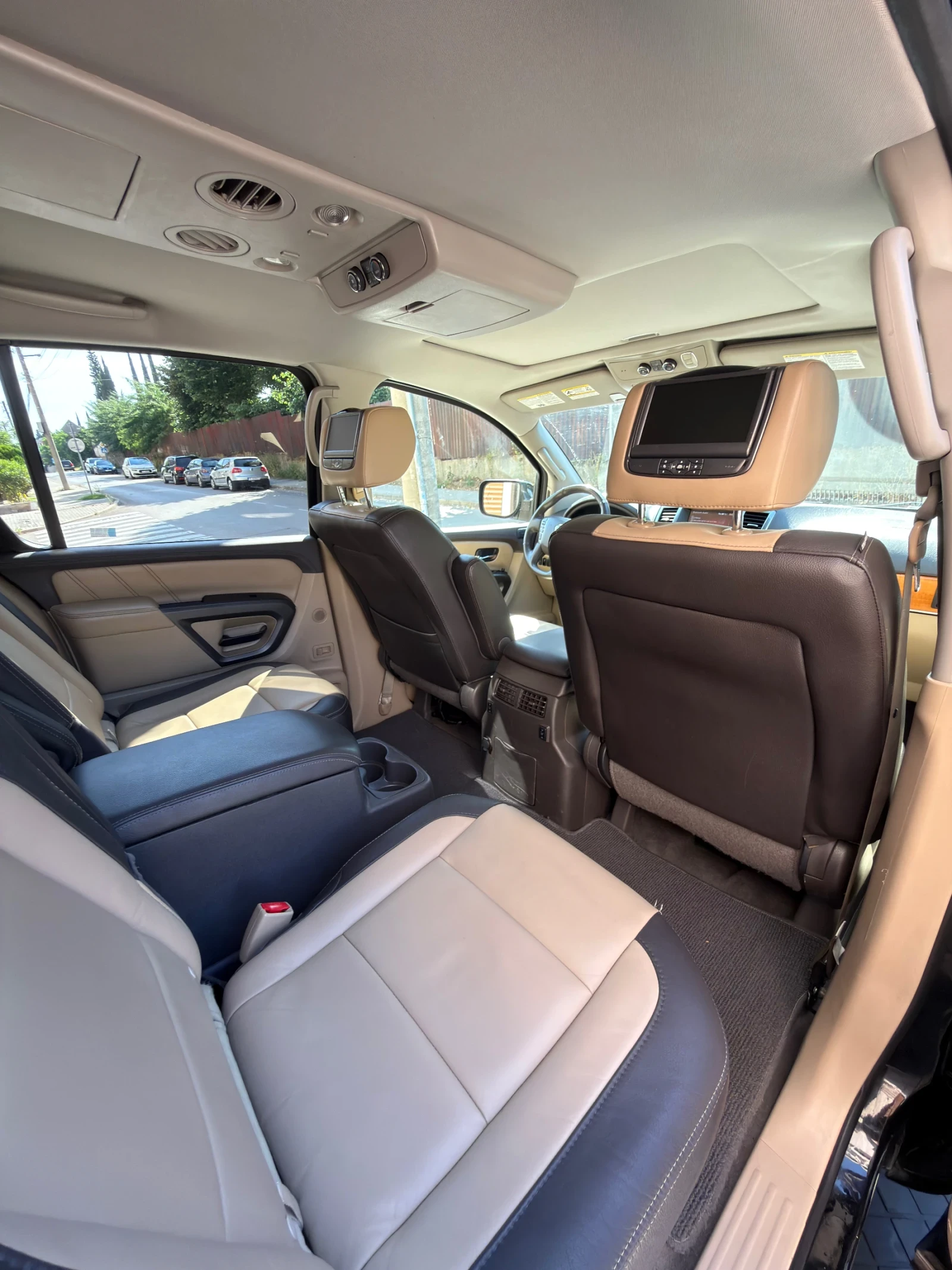 Nissan Armada Platinum Reserv, снимка 10 - Автомобили и джипове - 55846261