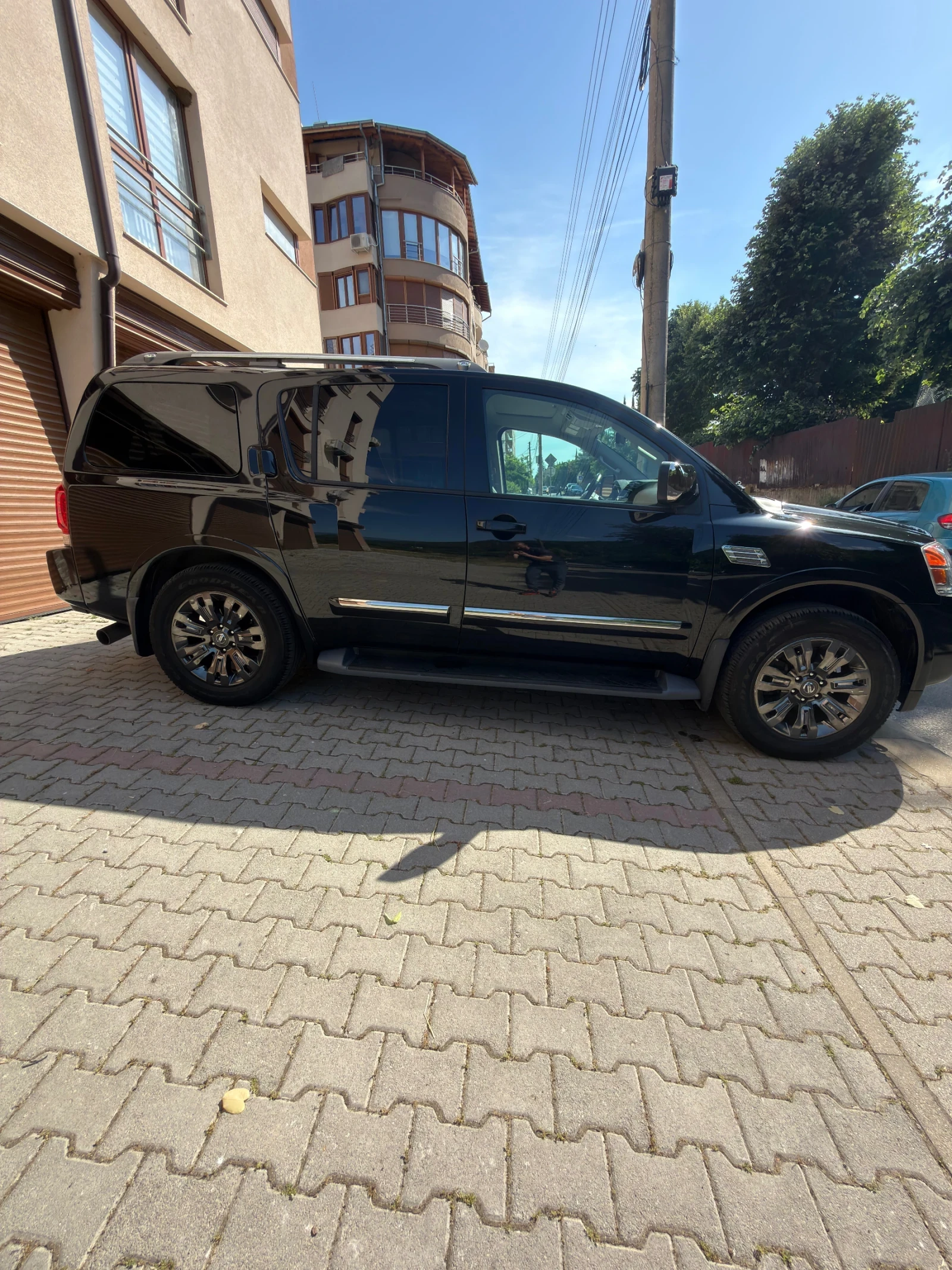 Nissan Armada Platinum Reserv, снимка 2 - Автомобили и джипове - 55846261