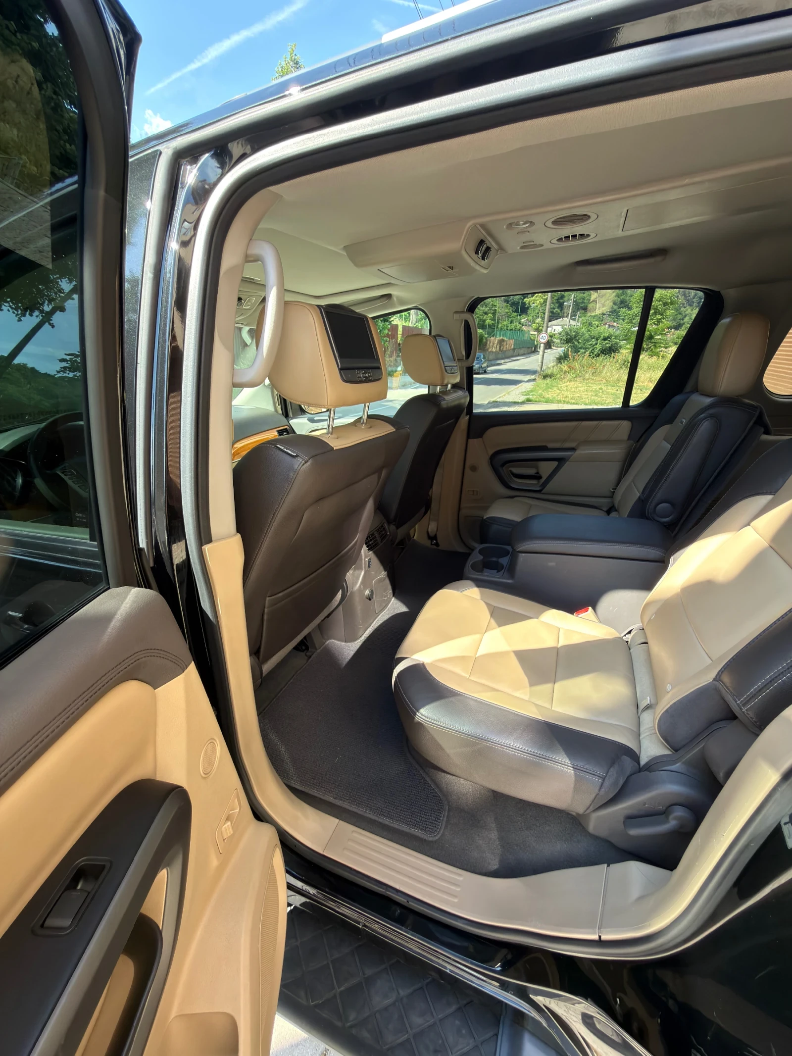 Nissan Armada Platinum Reserv, снимка 13 - Автомобили и джипове - 55846261