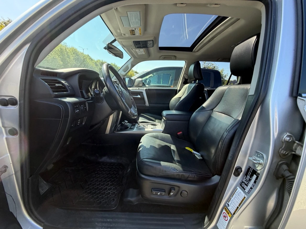 Toyota 4runner * SR5 * CARFAX * ОПЦИЯ ЗА ФИНАНСИРАНЕ , снимка 17 - Автомобили и джипове - 56025489