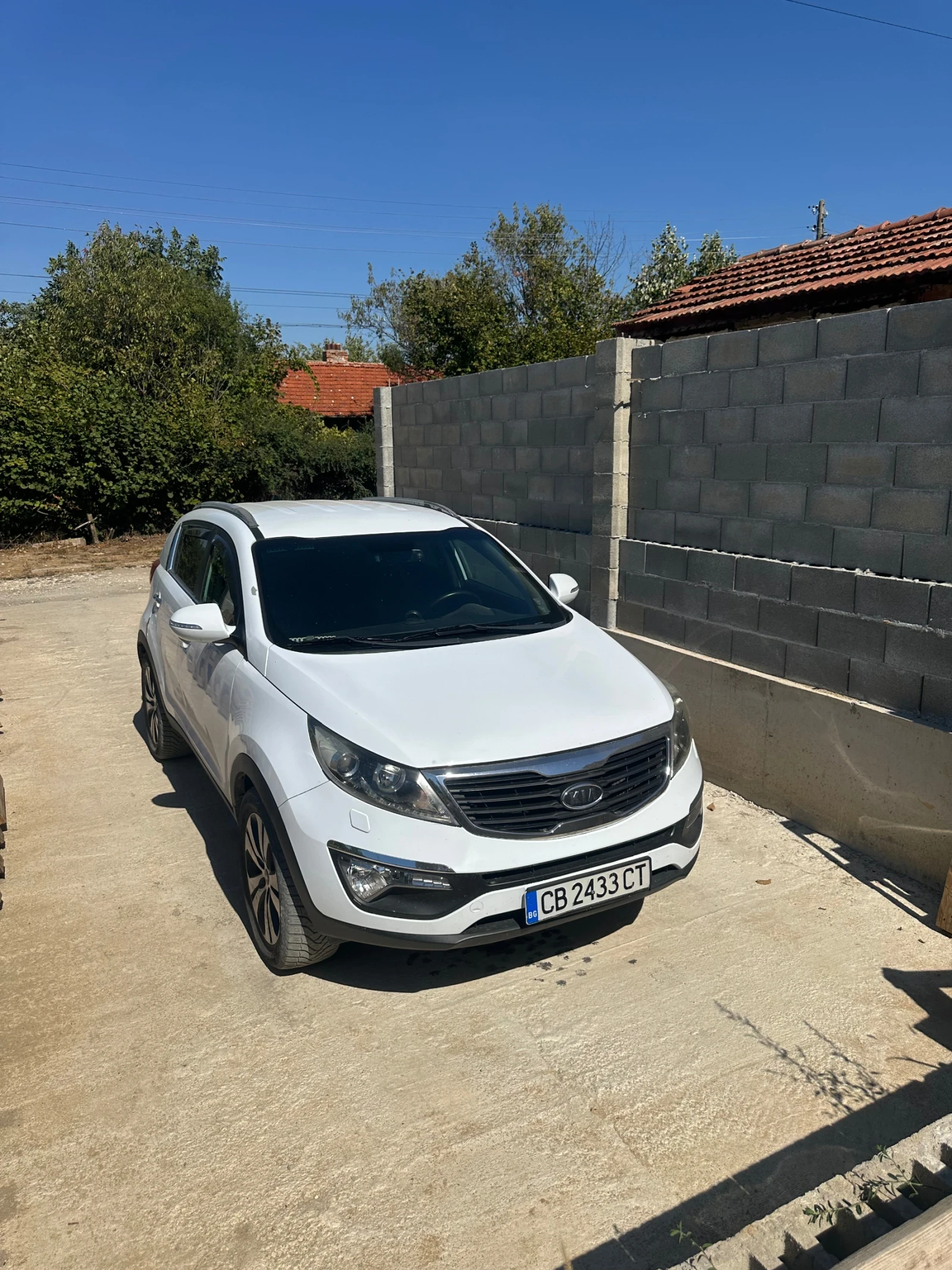 Kia Sportage, снимка 3 - Автомобили и джипове - 56127732