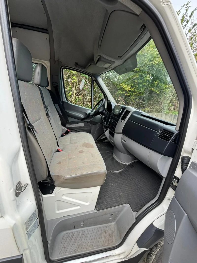 VW Crafter, снимка 14 - Бусове и автобуси - 47816062