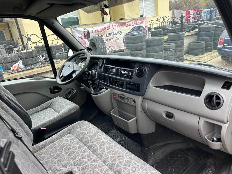 Renault Master, снимка 14 - Бусове и автобуси - 52770583