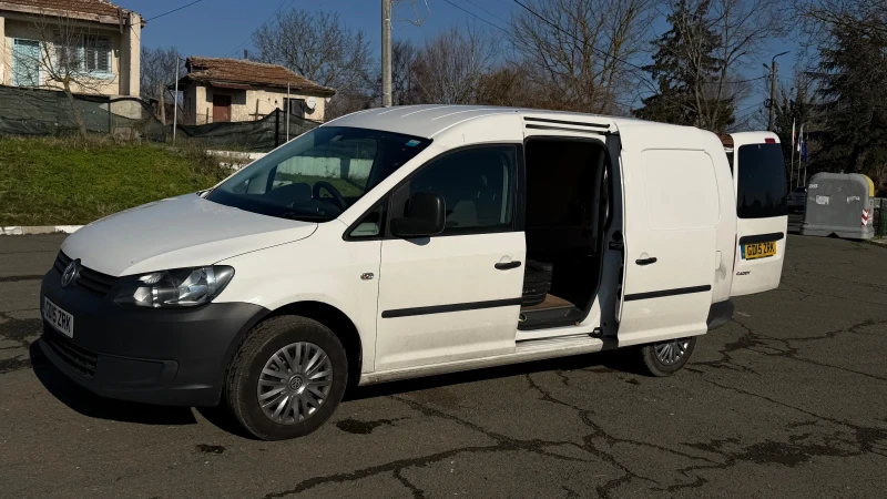 VW Caddy Maxxy 16 TDi, снимка 2 - Бусове и автобуси - 53167456