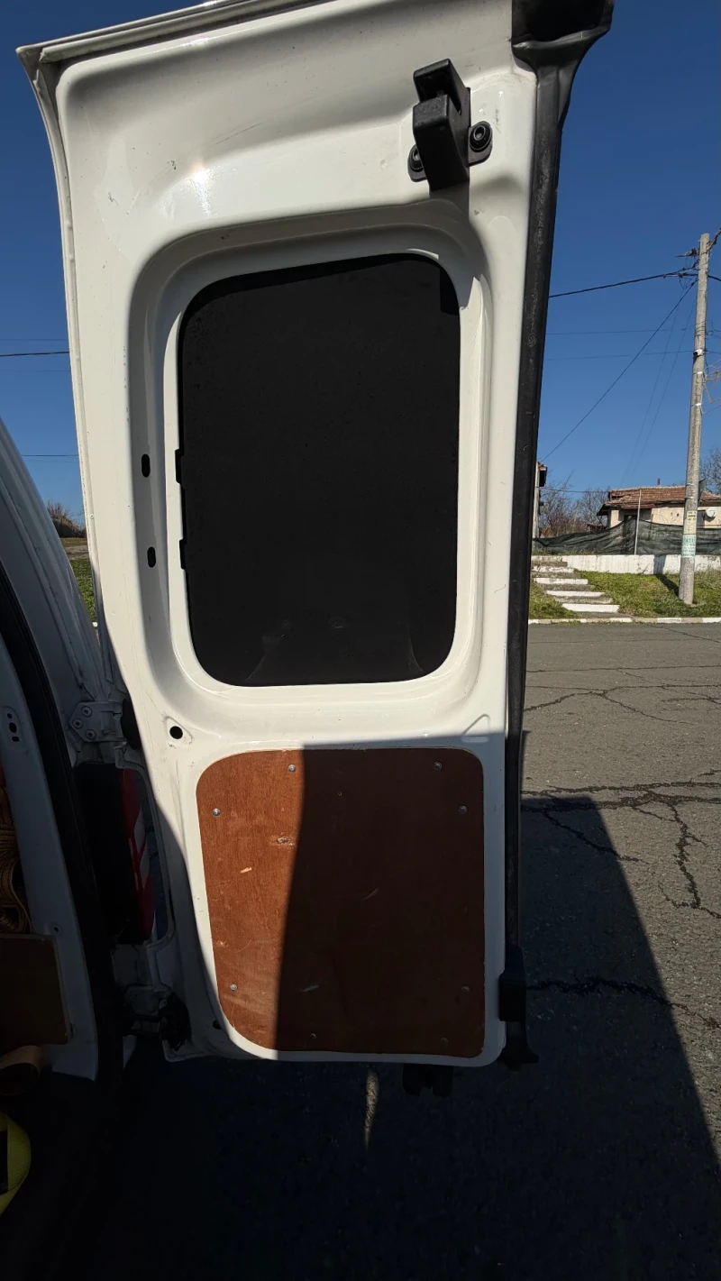 VW Caddy Maxxy 16 TDi, снимка 6 - Бусове и автобуси - 53167456