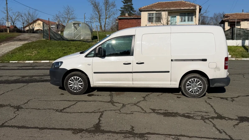 VW Caddy Maxxy 16 TDi Клима, снимка 17 - Бусове и автобуси - 53167456