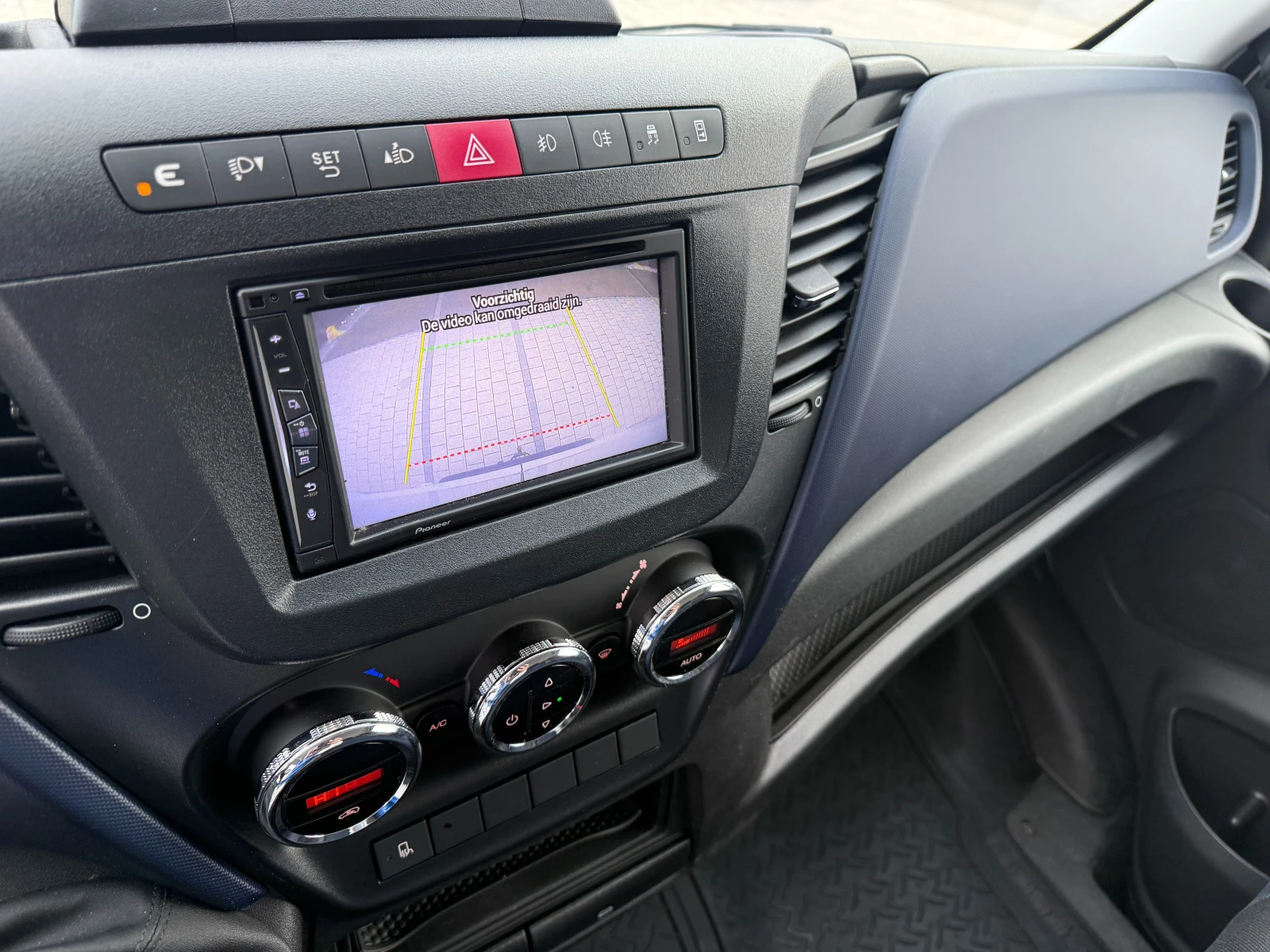 Iveco Daily 35S16 �������� + ��� ����������� Euro 6 | Mobile.bg � ����������� 15