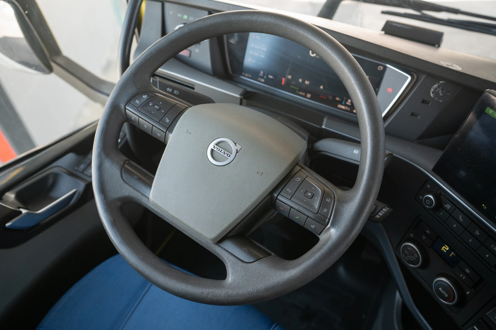 Volvo Fh 460 I-SAVE, снимка 11 - Камиони - 56426203