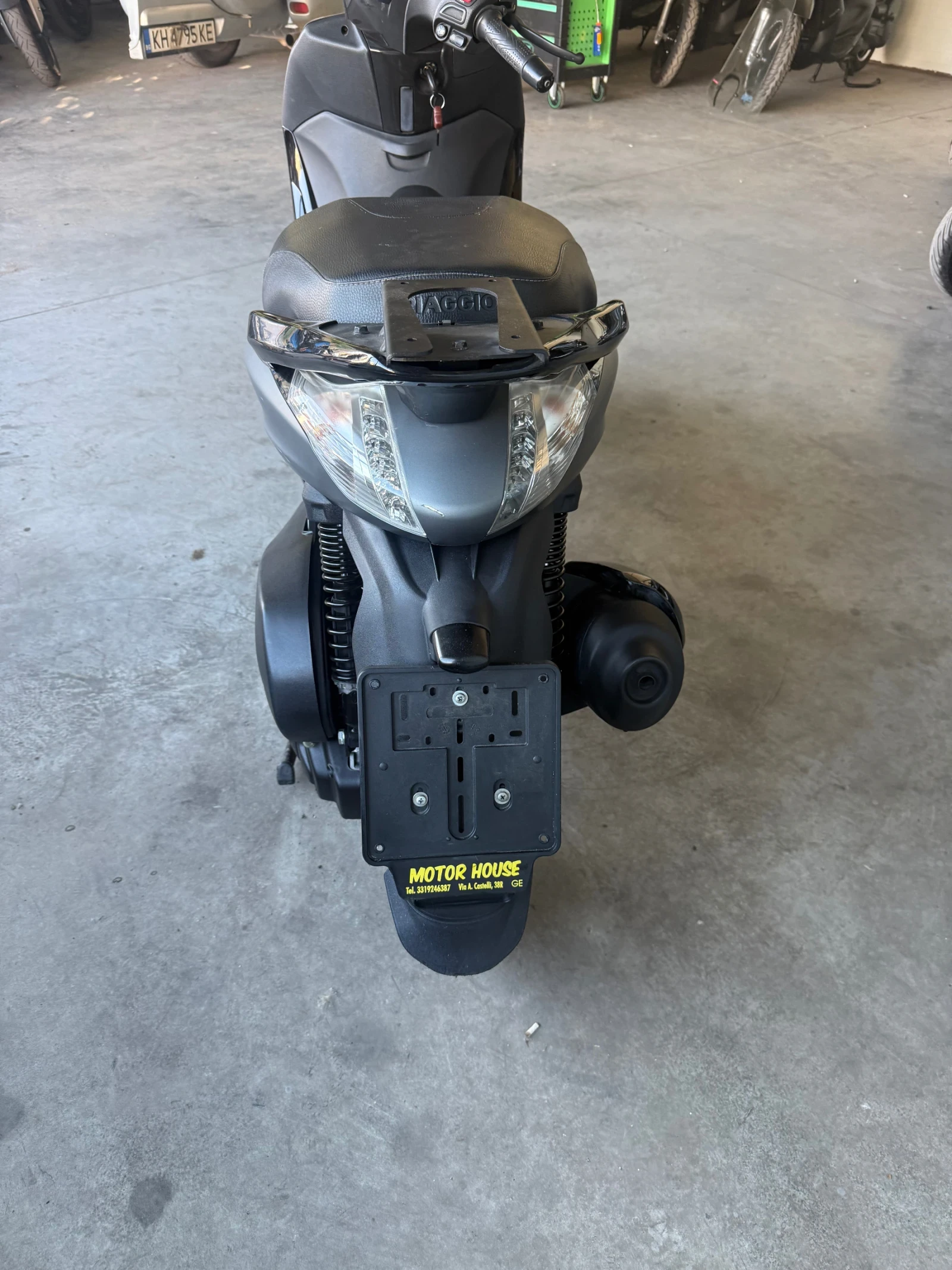 Piaggio Beverly 300i-2016г, снимка 6 - Мотоциклети и мототехника - 55198834