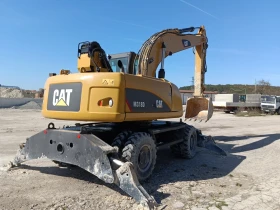      Cat 318