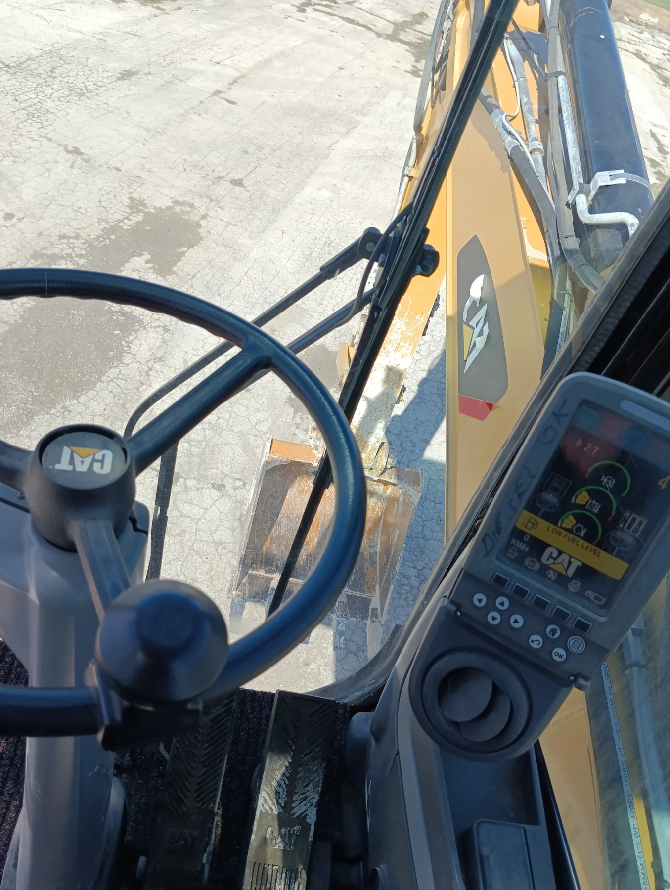  Cat 318 | Mobile.bg   11