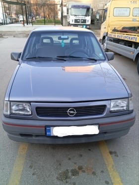 Opel Corsa, снимка 1 - Автомобили и джипове - 44511581