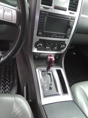 Chrysler 300c 5.7 HEMI | Mobile.bg    8