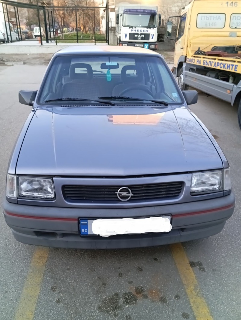Opel Corsa, снимка 1 - Автомобили и джипове - 44511581