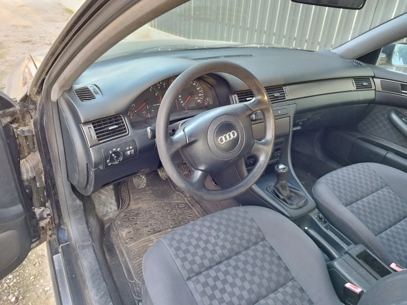 Audi A6 1.8, снимка 5 - Автомобили и джипове - 47690974