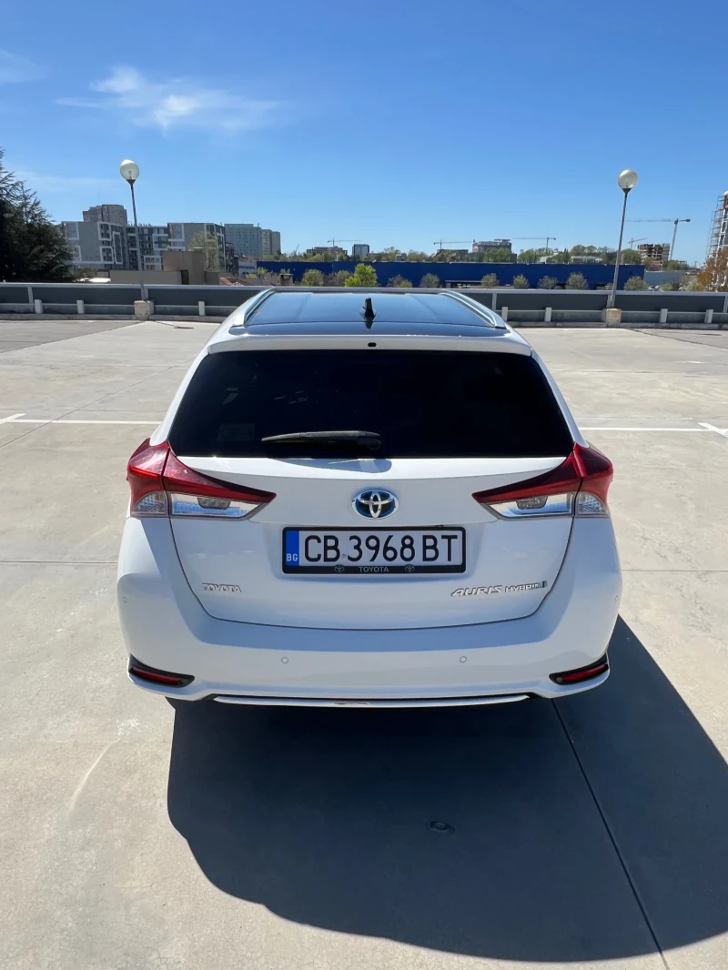 Toyota Auris, снимка 7 - Автомобили и джипове - 47300473