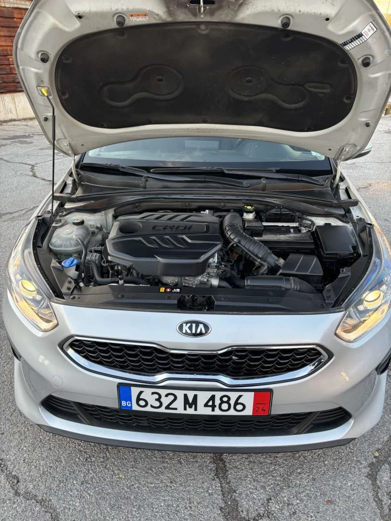 Kia Ceed, снимка 3 - Автомобили и джипове - 47524738