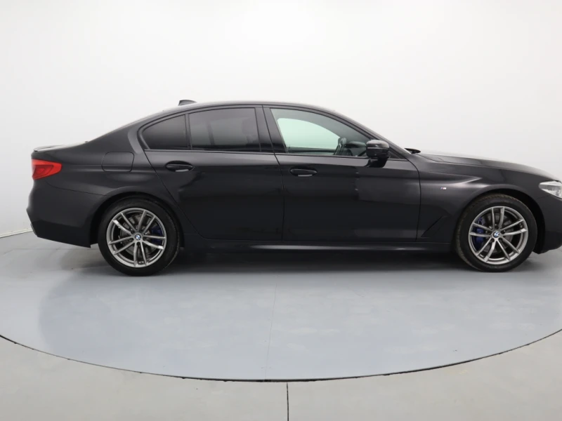 BMW 530 M-Pack, снимка 7 - Автомобили и джипове - 51193225