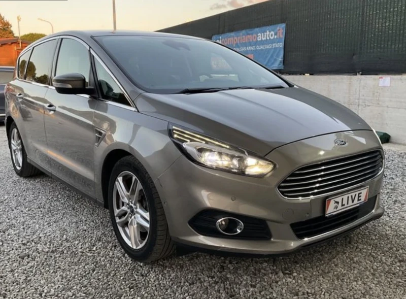 Ford S-Max Titanium 4x4 180кс Euro 6 Automat Full Extras, снимка 3 - Автомобили и джипове - 49488494