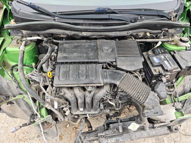 Mazda 2 1.5, снимка 6 - Автомобили и джипове - 51847246