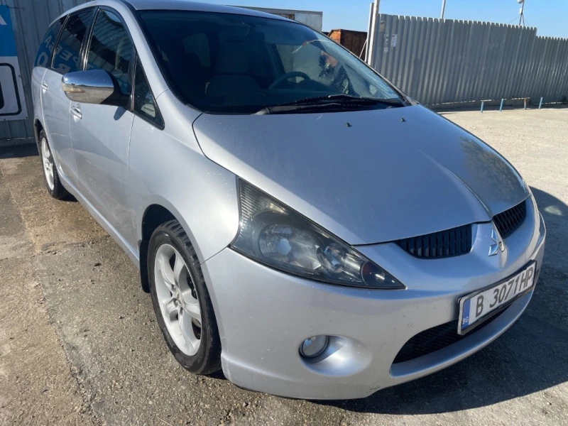 Mitsubishi Grandis 2.4 MIVEC, снимка 2 - Автомобили и джипове - 51979883