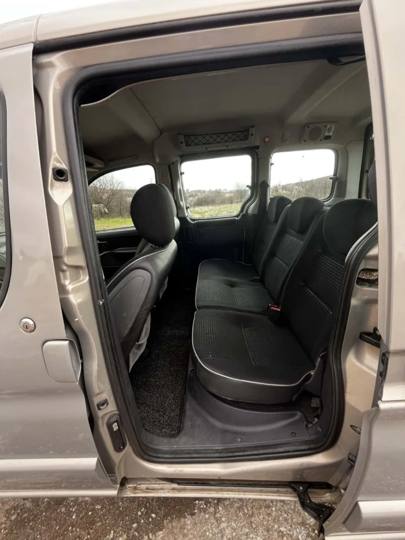 Citroen Berlingo 4 + 1, снимка 10 - Автомобили и джипове - 52690976