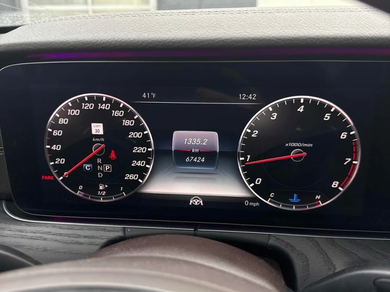 Mercedes-Benz E 300 2018 * CARFAX * БЕЗ ПЪРВОНАЧАЛНА ВНОСКА, снимка 8 - Автомобили и джипове - 52830633