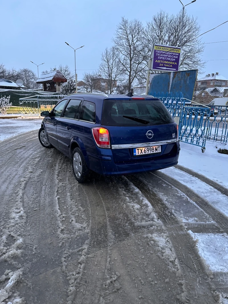 Opel Astra 1.9 CDTI, снимка 3 - Автомобили и джипове - 53052796