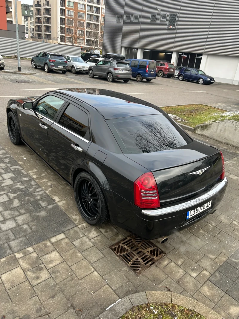 Chrysler 300c, снимка 3 - Автомобили и джипове - 53189233