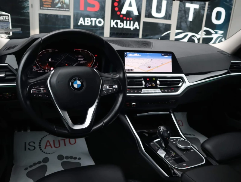 BMW 320 d/SportLine/Virtual/Подгрев/Амбиент/PDC/Active Gua, снимка 9 - Автомобили и джипове - 53394504