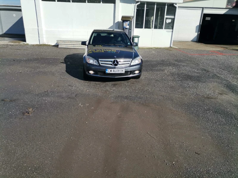 Mercedes-Benz C 220, снимка 8 - Автомобили и джипове - 53566304