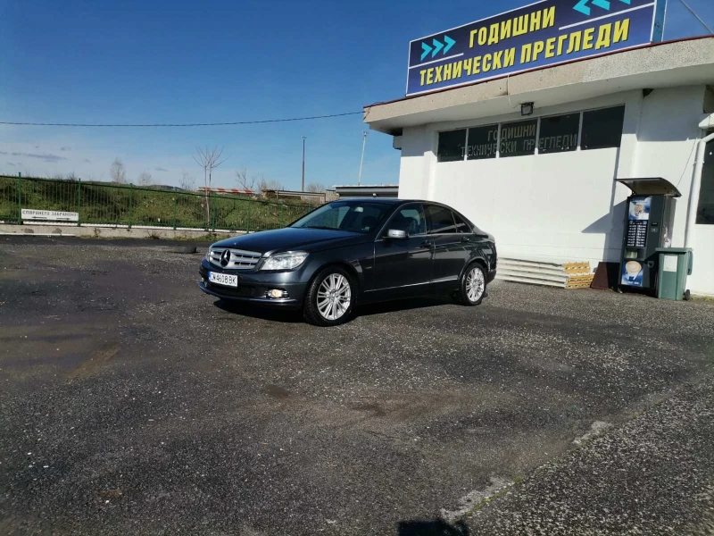 Mercedes-Benz C 220, снимка 11 - Автомобили и джипове - 53566304
