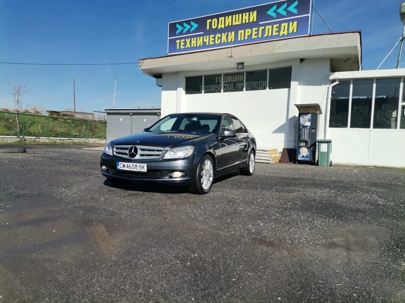 Mercedes-Benz C 220, снимка 10 - Автомобили и джипове - 53566304
