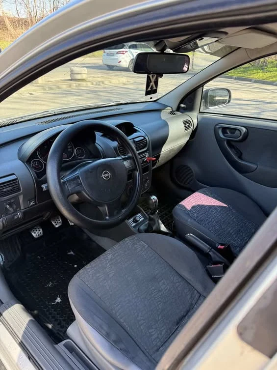Opel Corsa 1.2 Бензин / Газ , снимка 9 - Автомобили и джипове - 53669945