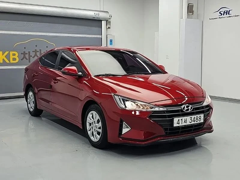 Hyundai Elantra, снимка 4 - Автомобили и джипове - 56724763