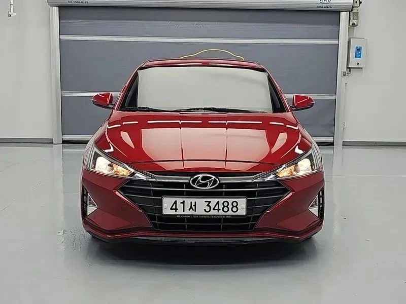 Hyundai Elantra, снимка 2 - Автомобили и джипове - 56724763
