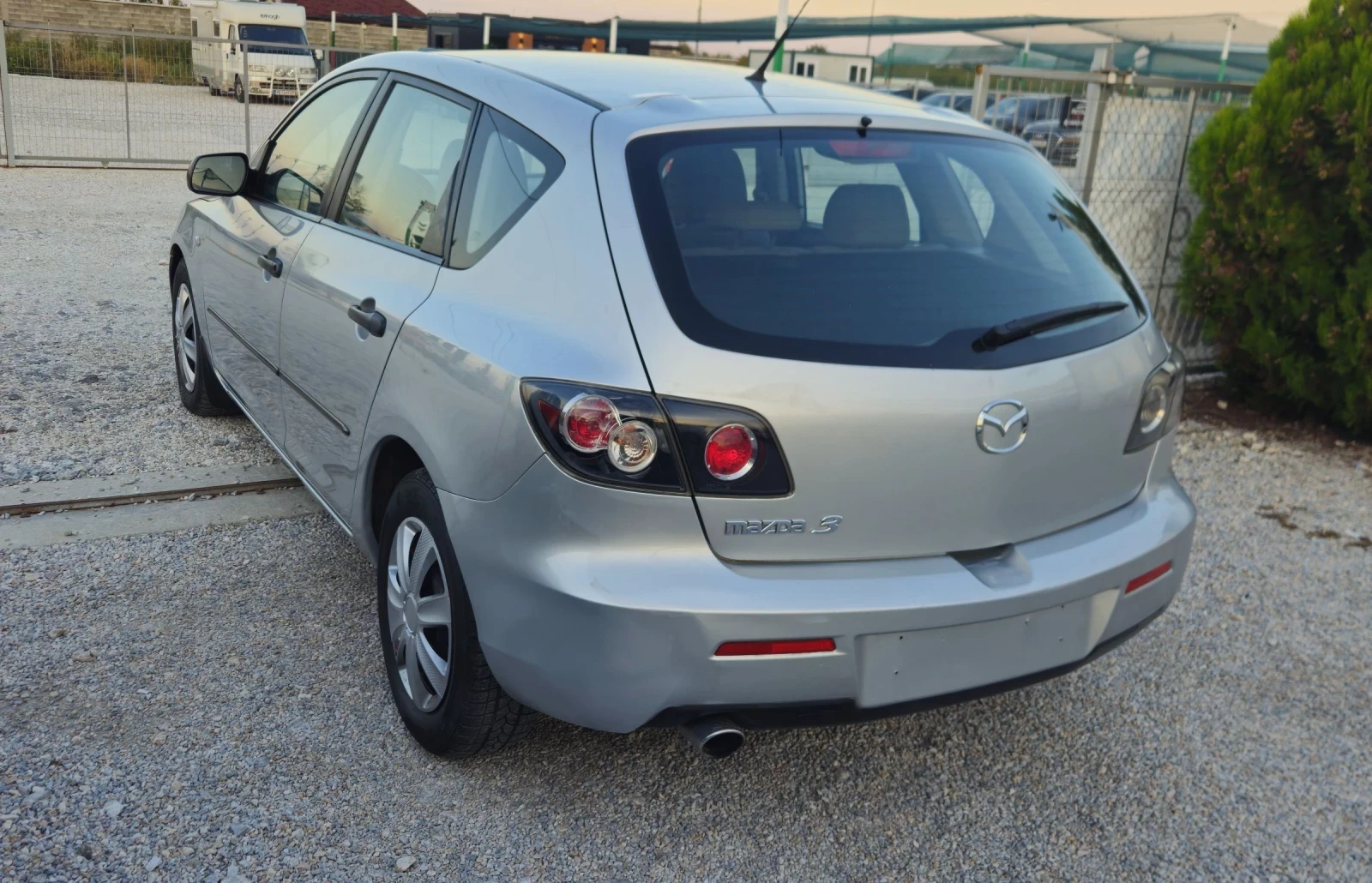 Mazda 3 1.4i Фейс.2008г.98000км.Отлична - изображение 9