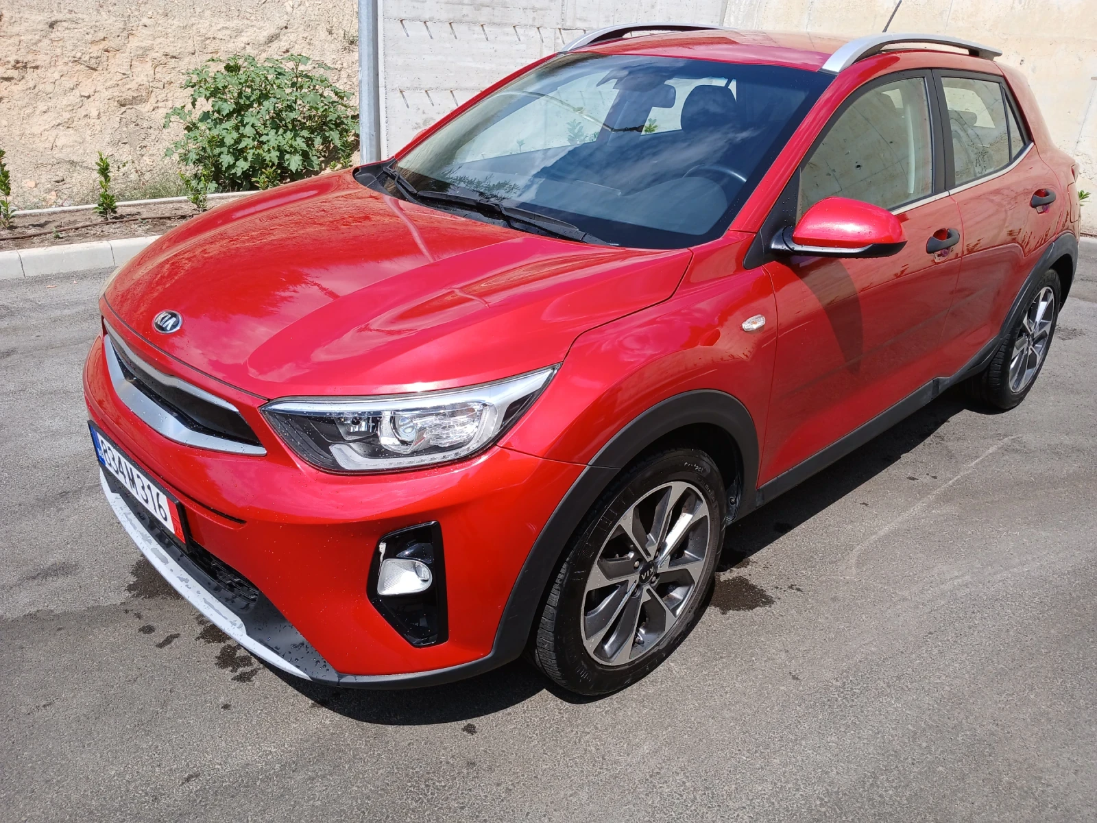 Kia Stonic, снимка 5 - Автомобили и джипове - 50382848