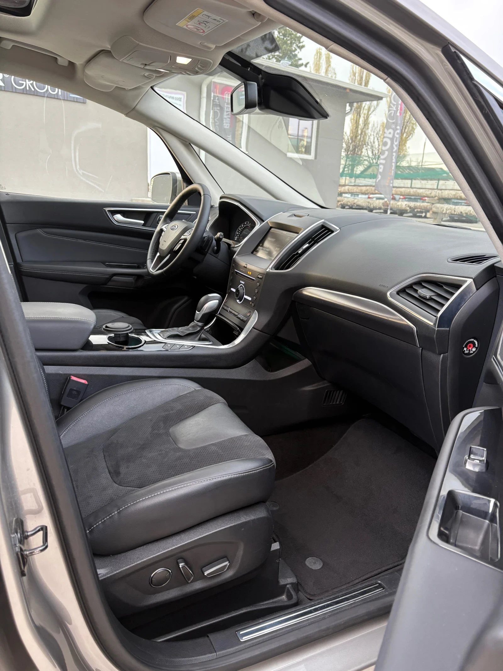 Ford S-Max Titanium 4x4 180 Euro 6 Automat Full Extras | Mobile.bg   16