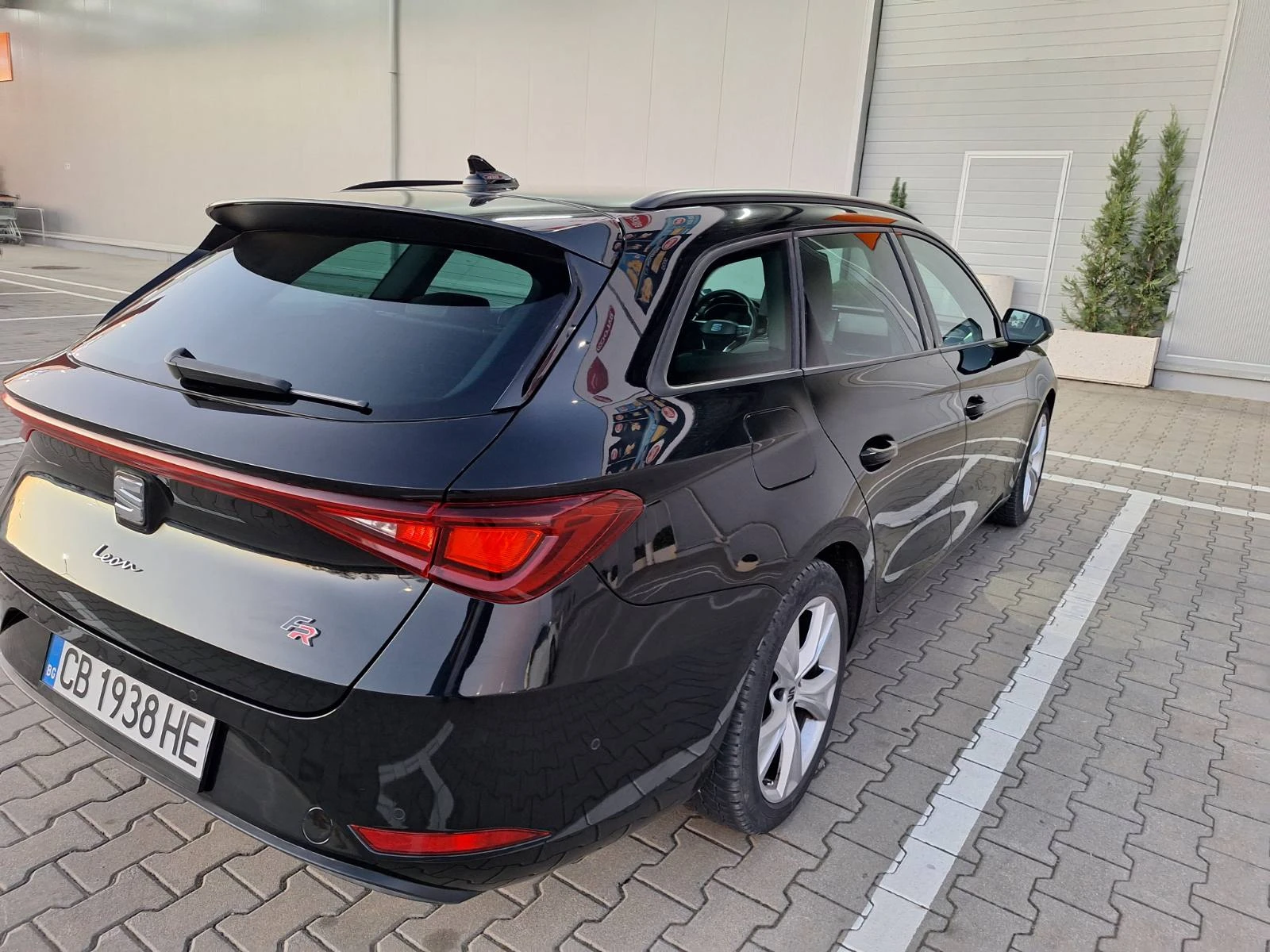 Seat Leon FR Sportstourer - изображение 5