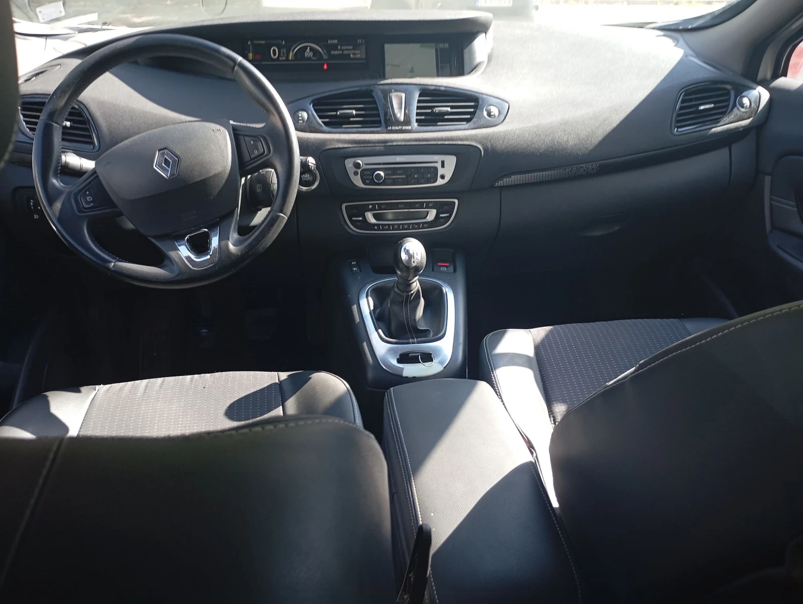 Renault Scenic 1.5 DCI  - изображение 4