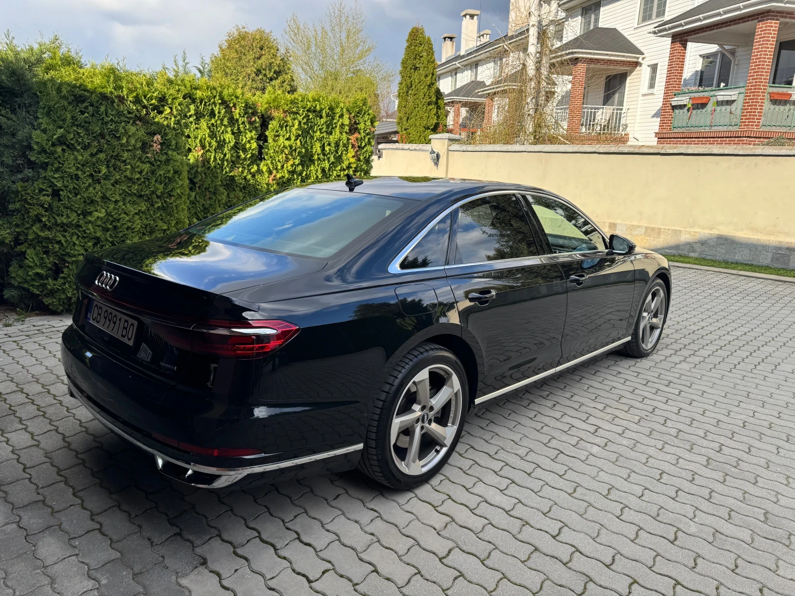 Audi A8  - изображение 4