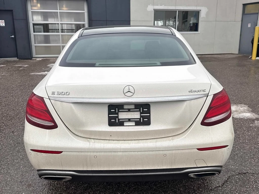 Mercedes-Benz E 300 2018 * CARFAX * БЕЗ ПЪРВОНАЧАЛНА ВНОСКА - изображение 5