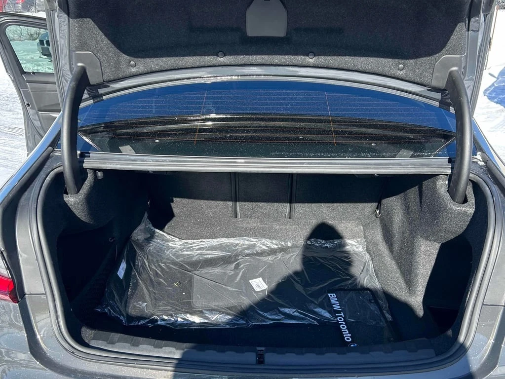 BMW M3 2024 Competition* CARFAX * ��� ������������ ������ | Mobile.bg � ����������� 12